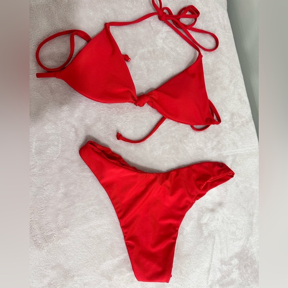 Volcom bikini XS - Picture 2 of 3